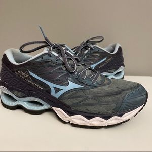 Mizuno Wave Creation 20